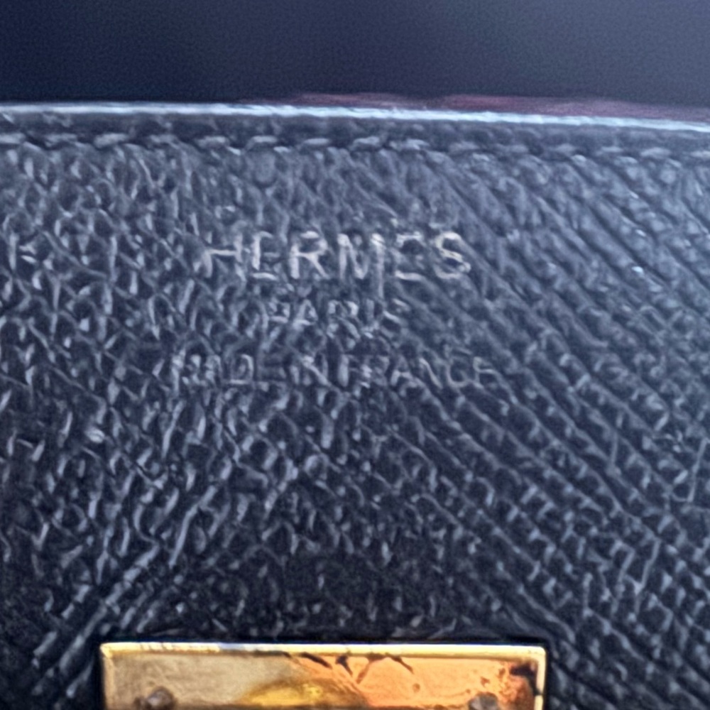 Hermes Birkin 35 Black Veau Epsom with gold hardware - Picture 7 of 17
